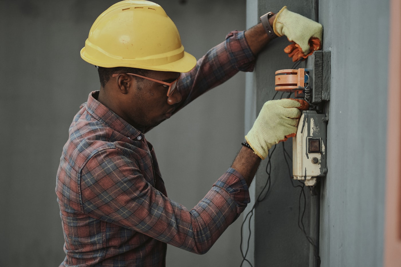 Handyman and electrical work